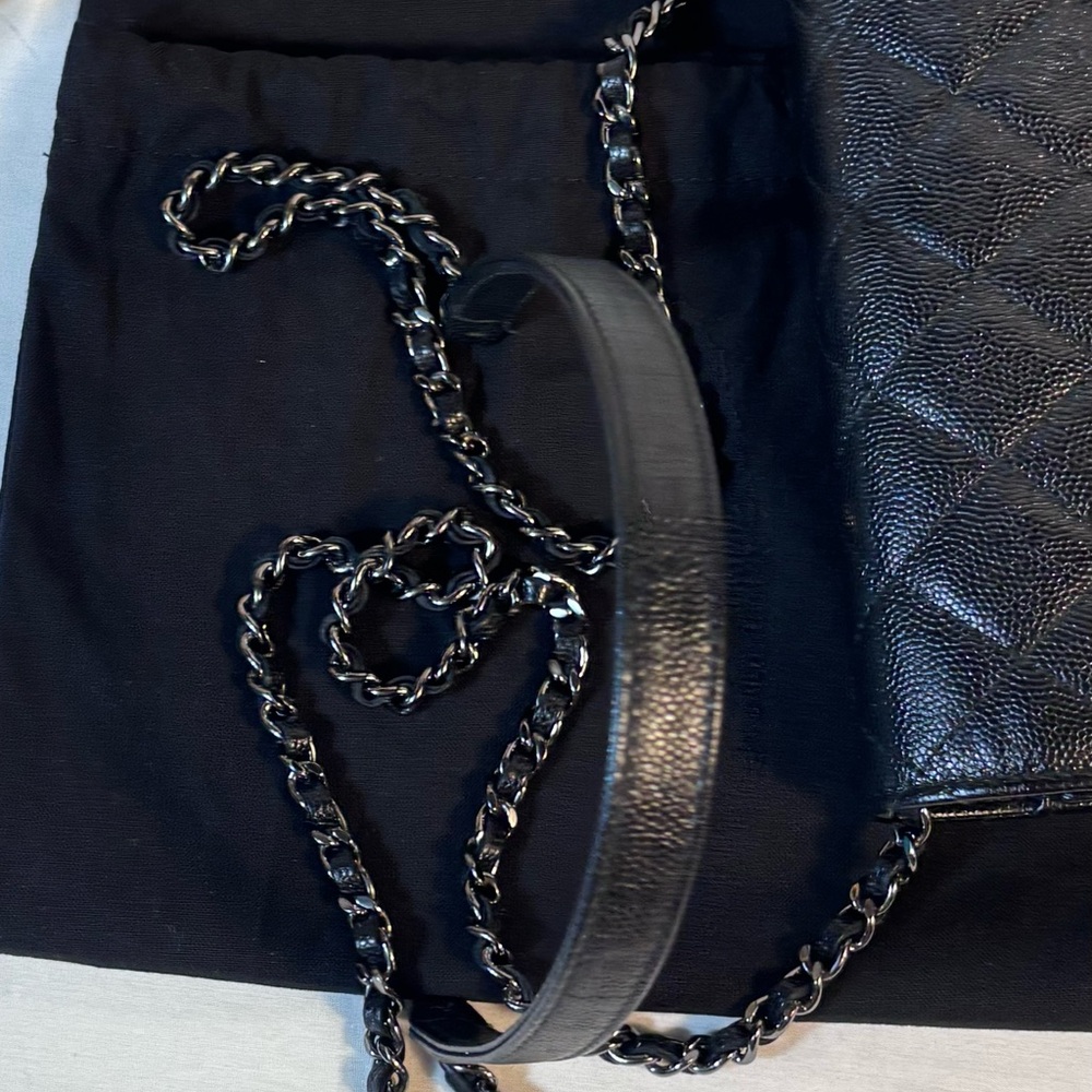 Gorgeous Chanel Square Woc Black Caviar - Picture 6 of 16